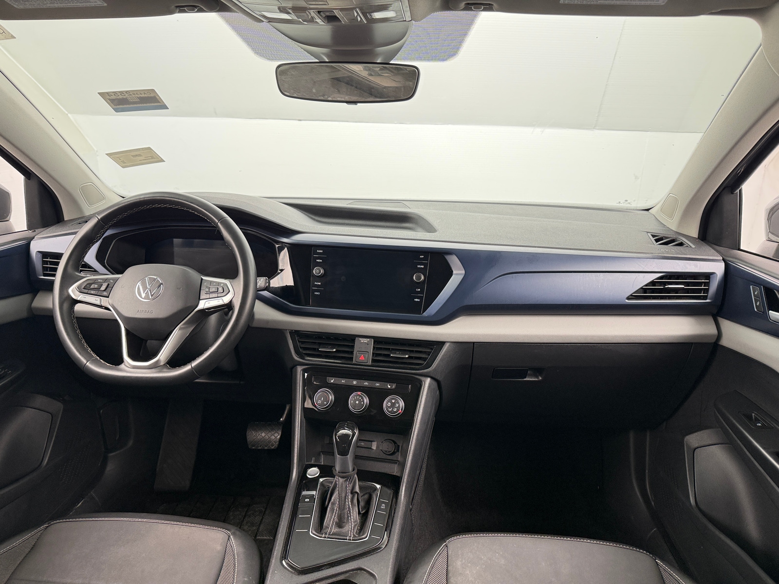 Thumbnail: 2023 Volkswagen Taos - 2