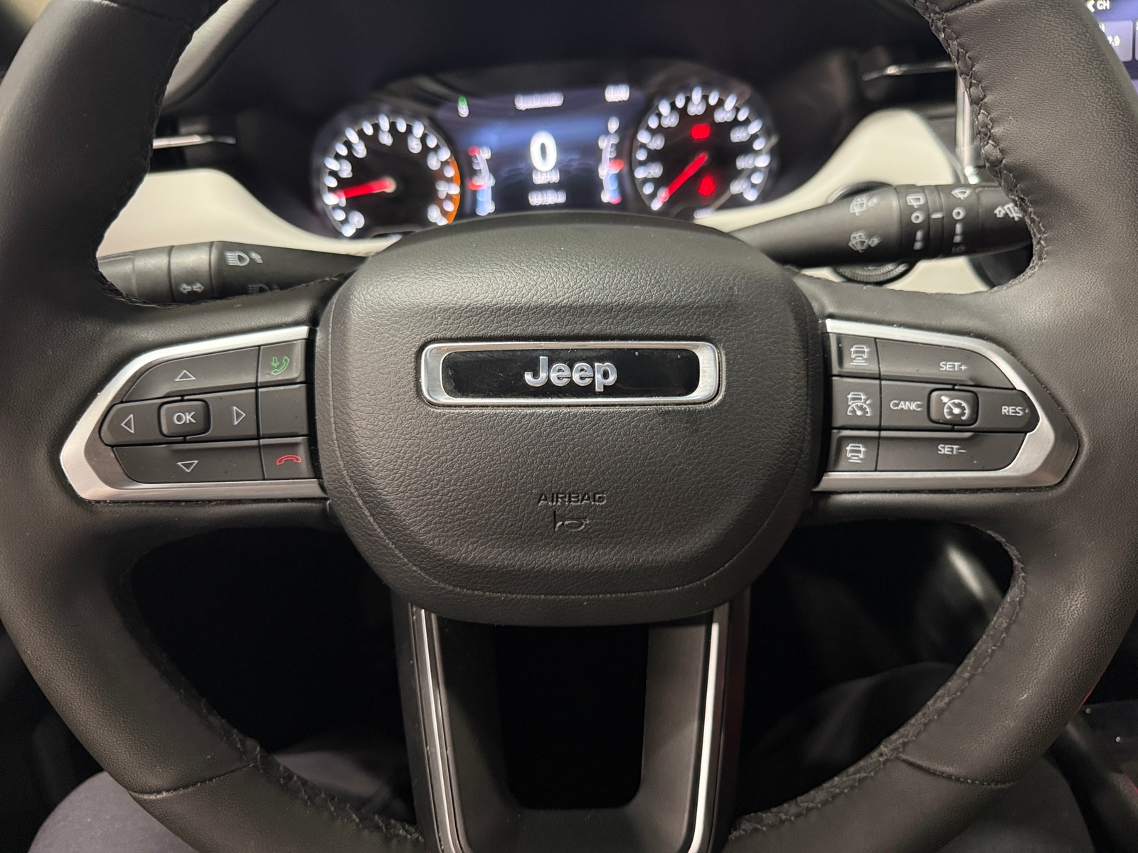 Thumbnail: 2023 Jeep Compass - 4