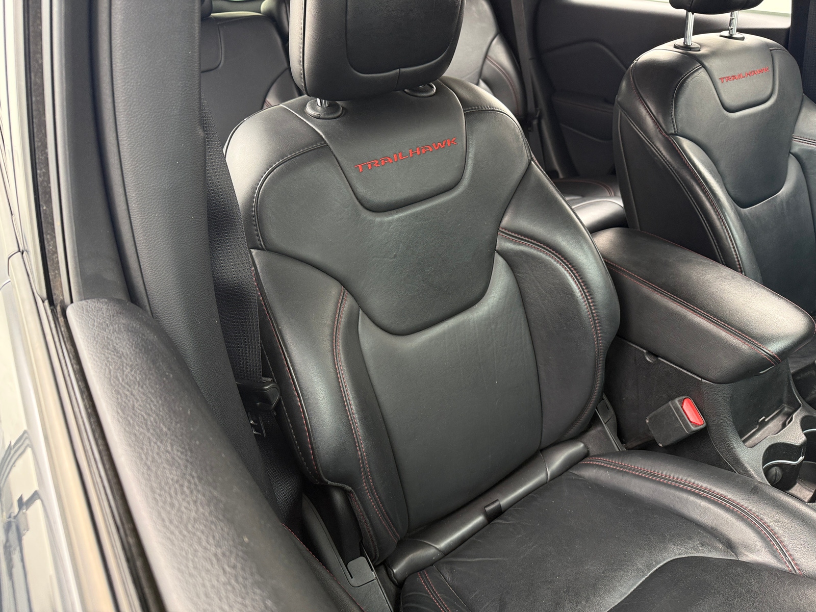 Thumbnail: 2016 Jeep Cherokee - 2