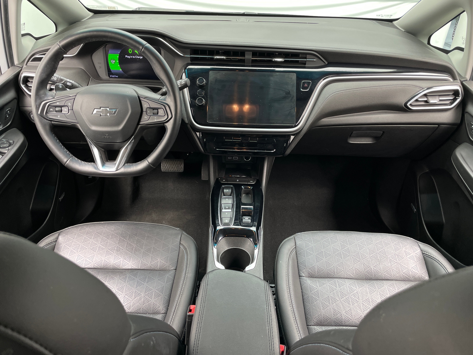 Thumbnail: 2022 Chevrolet Bolt EV - 3