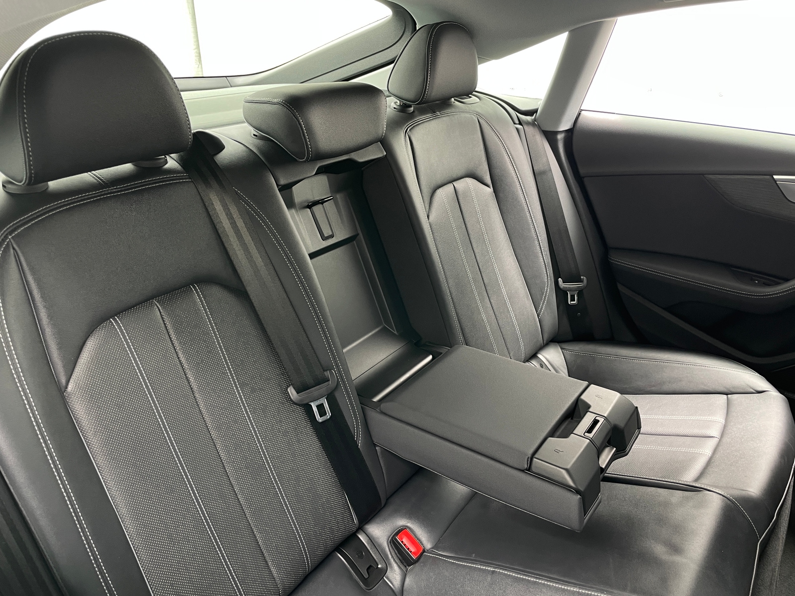 Thumbnail: 2022 Audi A5 - 5