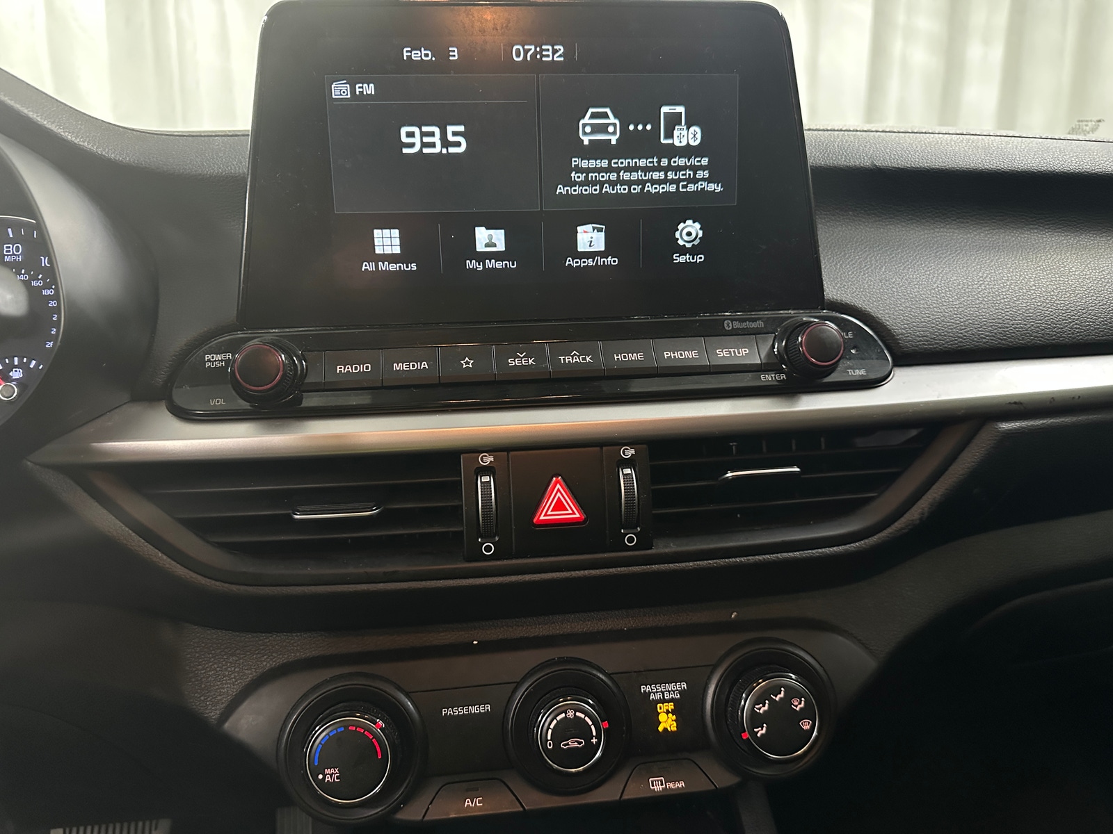 Thumbnail: 2020 Kia Forte - 4