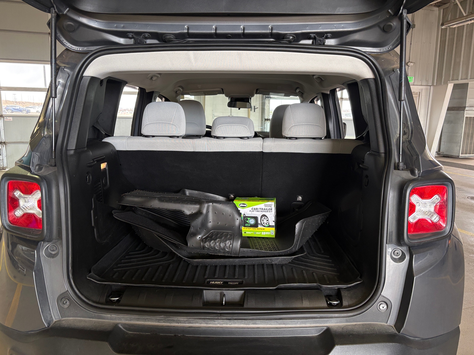 Thumbnail: 2021 Jeep Renegade - 7