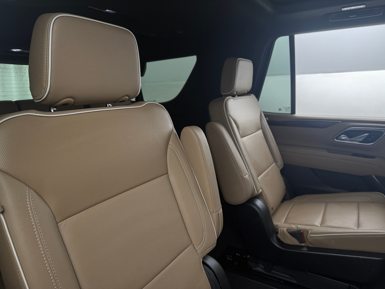 Thumbnail: 2023 Chevrolet Tahoe - 5