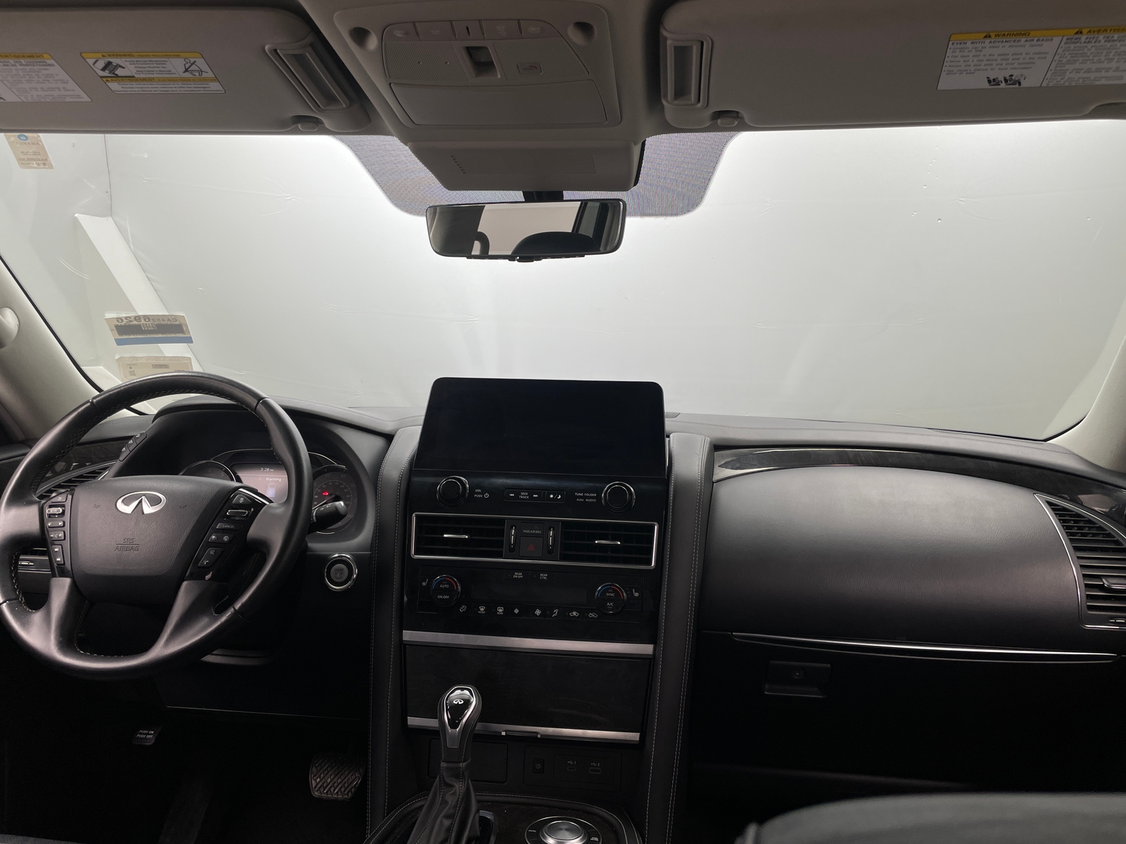 Thumbnail: 2024 INFINITI QX80 - 2