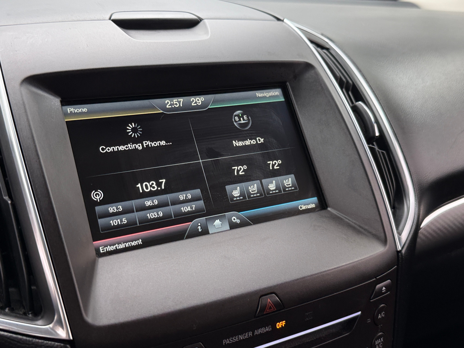 Thumbnail: 2015 Ford Edge - 3