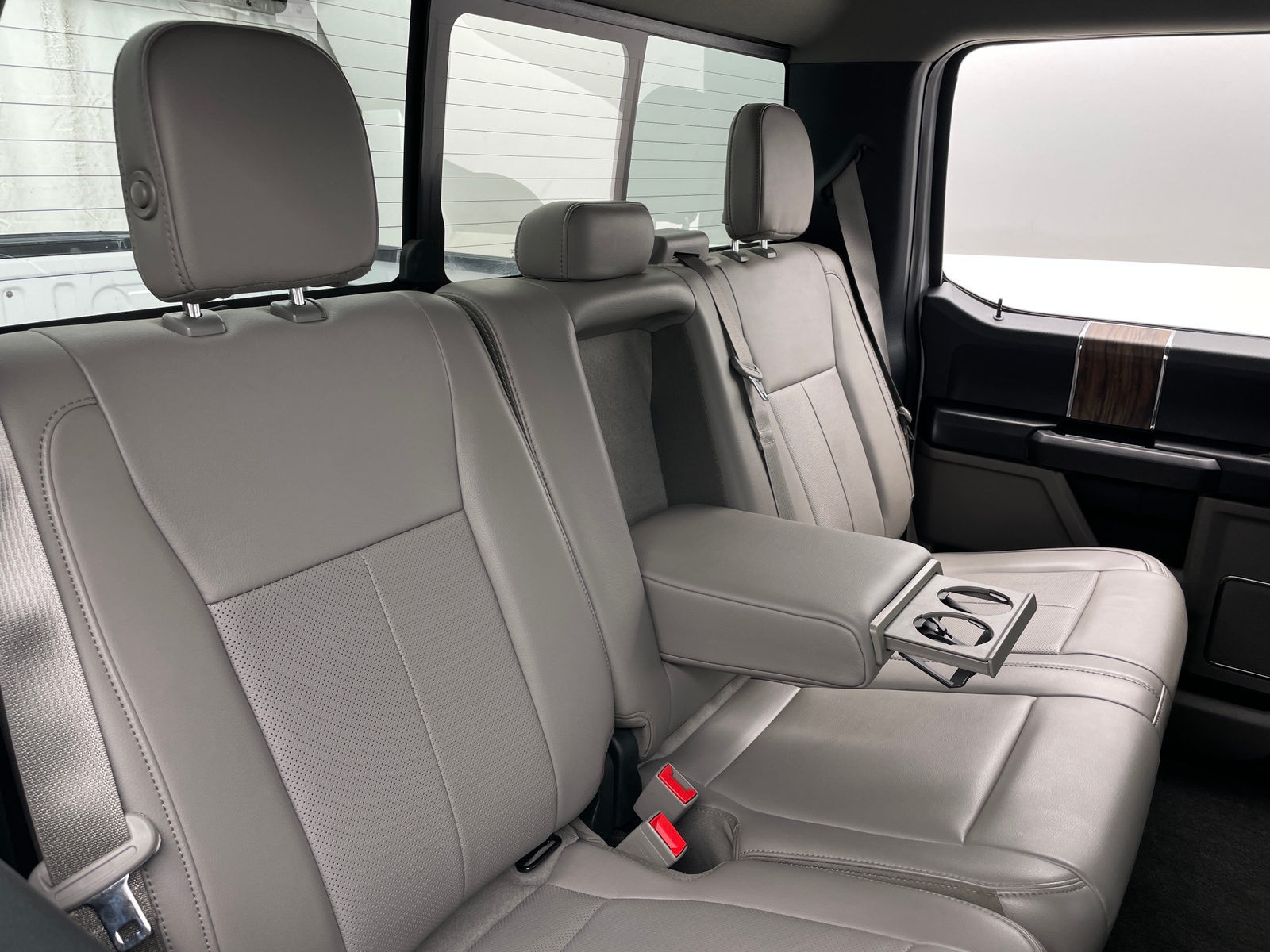 Thumbnail: 2019 Ford Econoline - 5