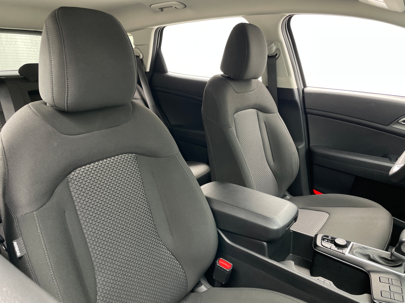 Thumbnail: 2025 Kia Sportage - 2