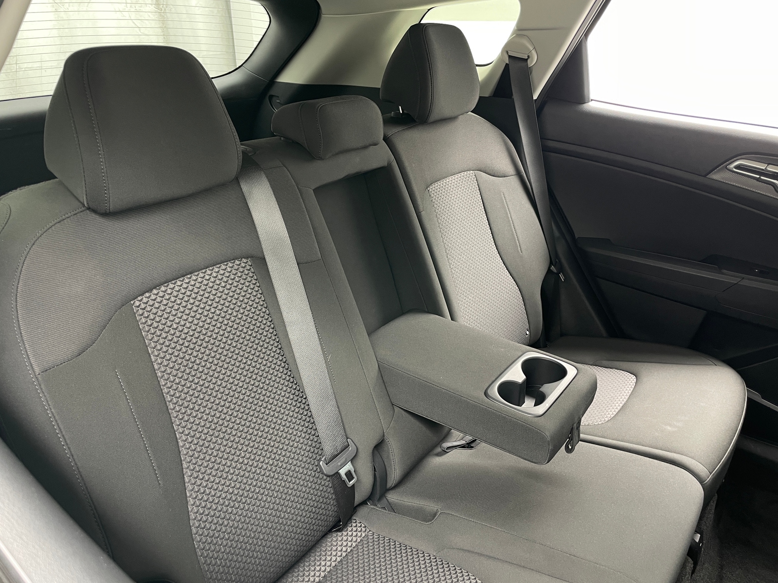 Thumbnail: 2025 Kia Sportage - 6