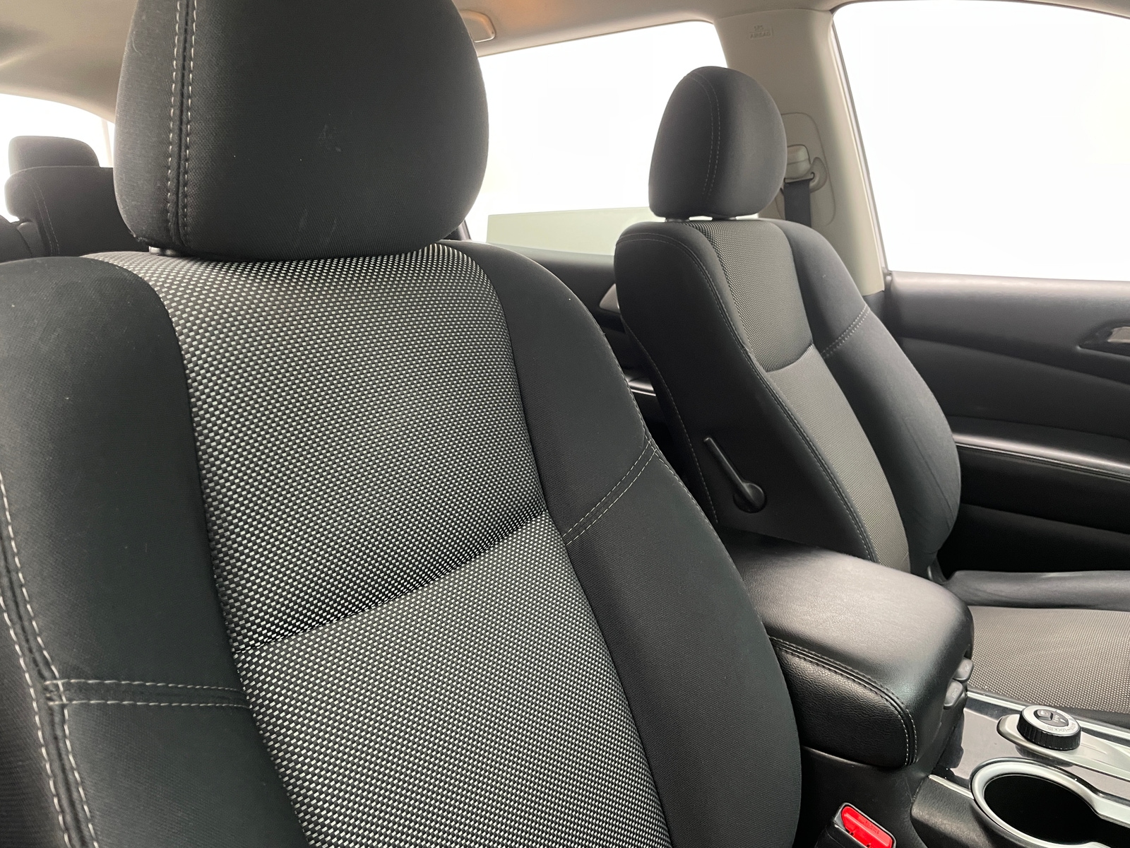 Thumbnail: 2019 Nissan Pathfinder - 2