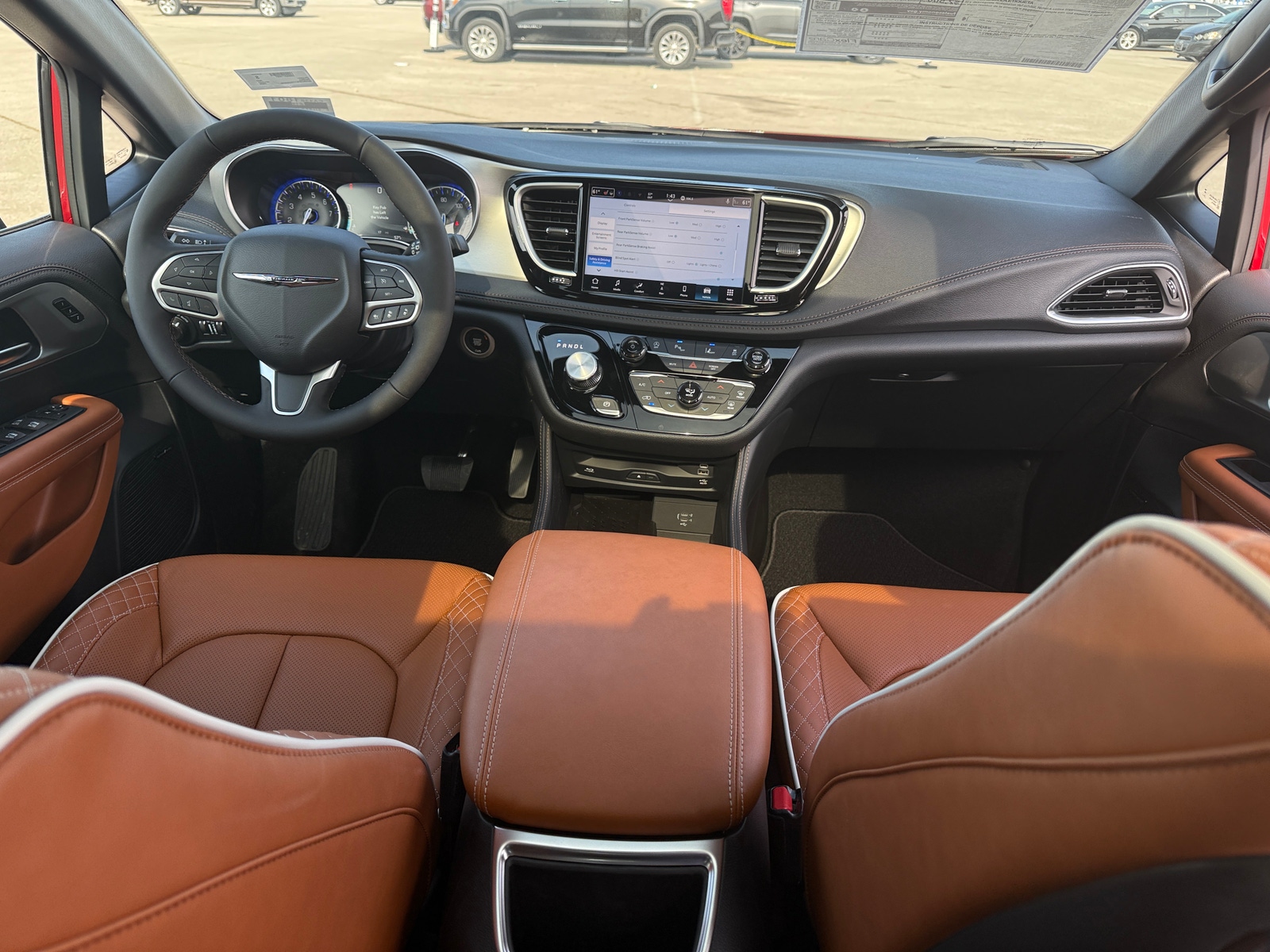 Thumbnail: 2026 Chrysler Pacifica - 2