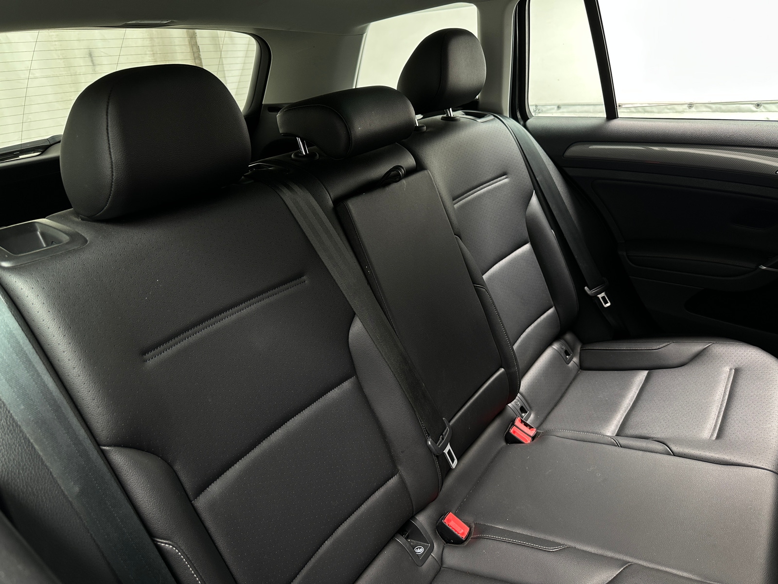 Thumbnail: 2019 Volkswagen Golf - 5