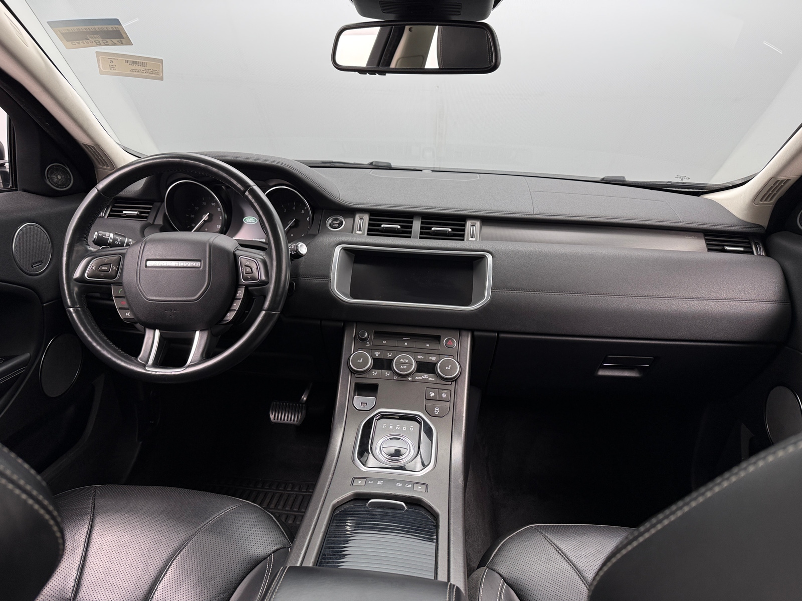 Thumbnail: 2018 Land Rover Range Rover Evoque - 2