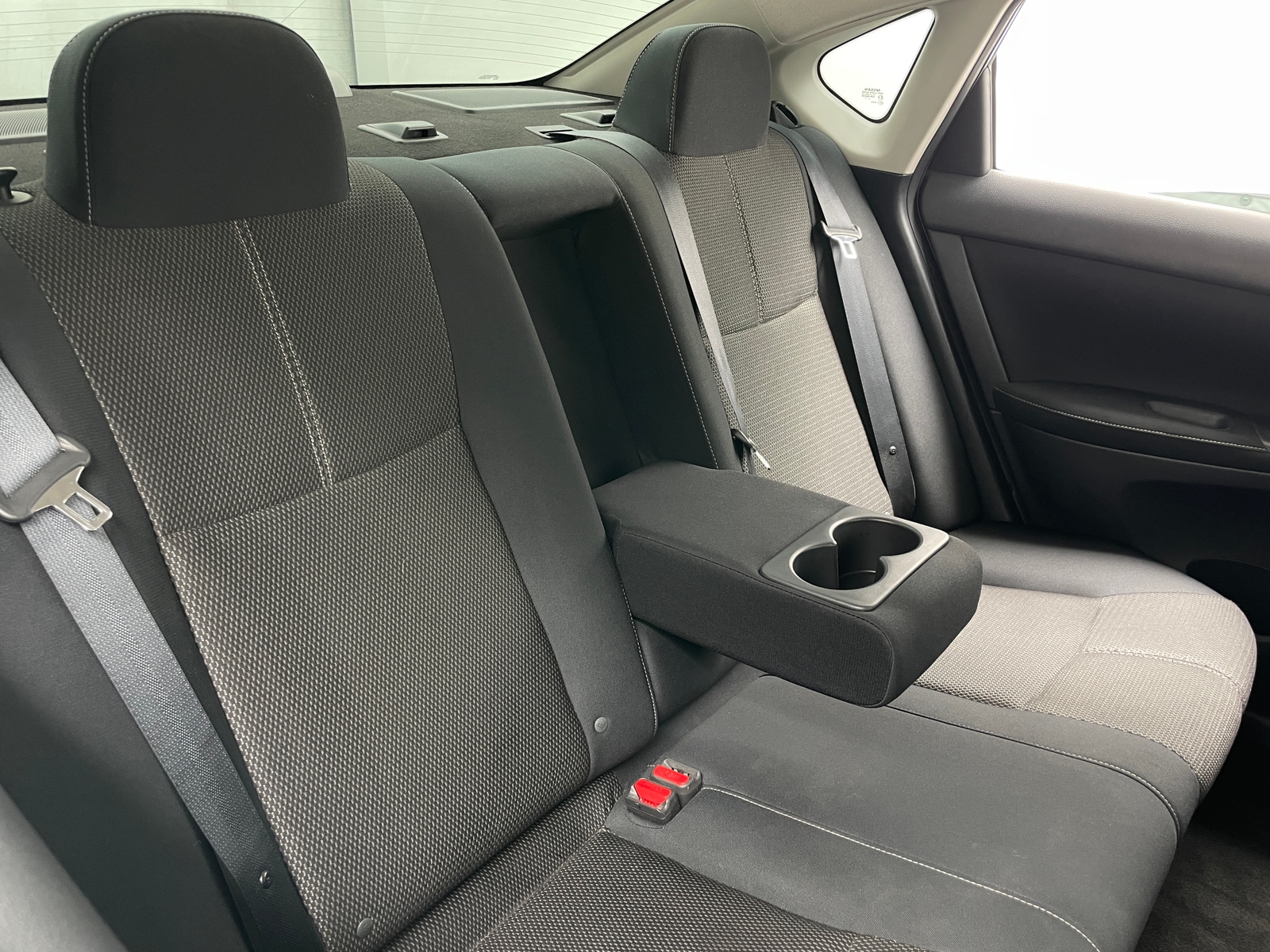 Thumbnail: 2015 Nissan Sentra - 6