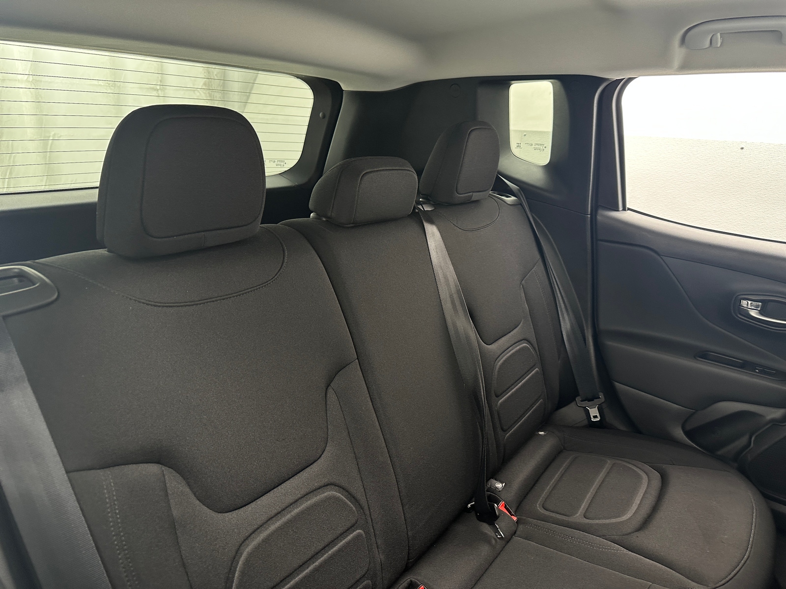 Thumbnail: 2022 Jeep Renegade - 6