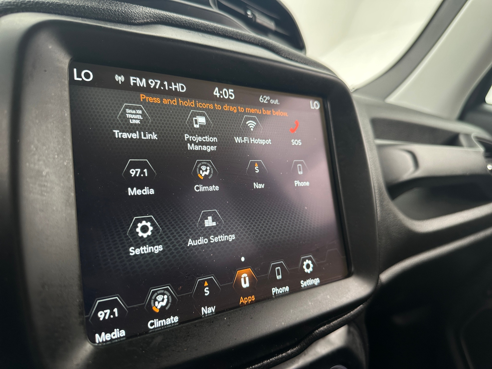 Thumbnail: 2022 Jeep Renegade - 4