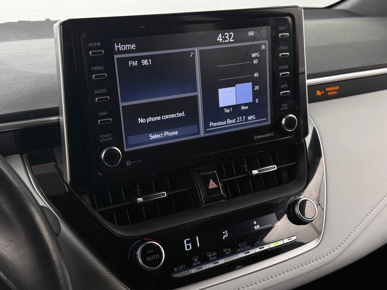 Thumbnail: 2021 Toyota Corolla - 4