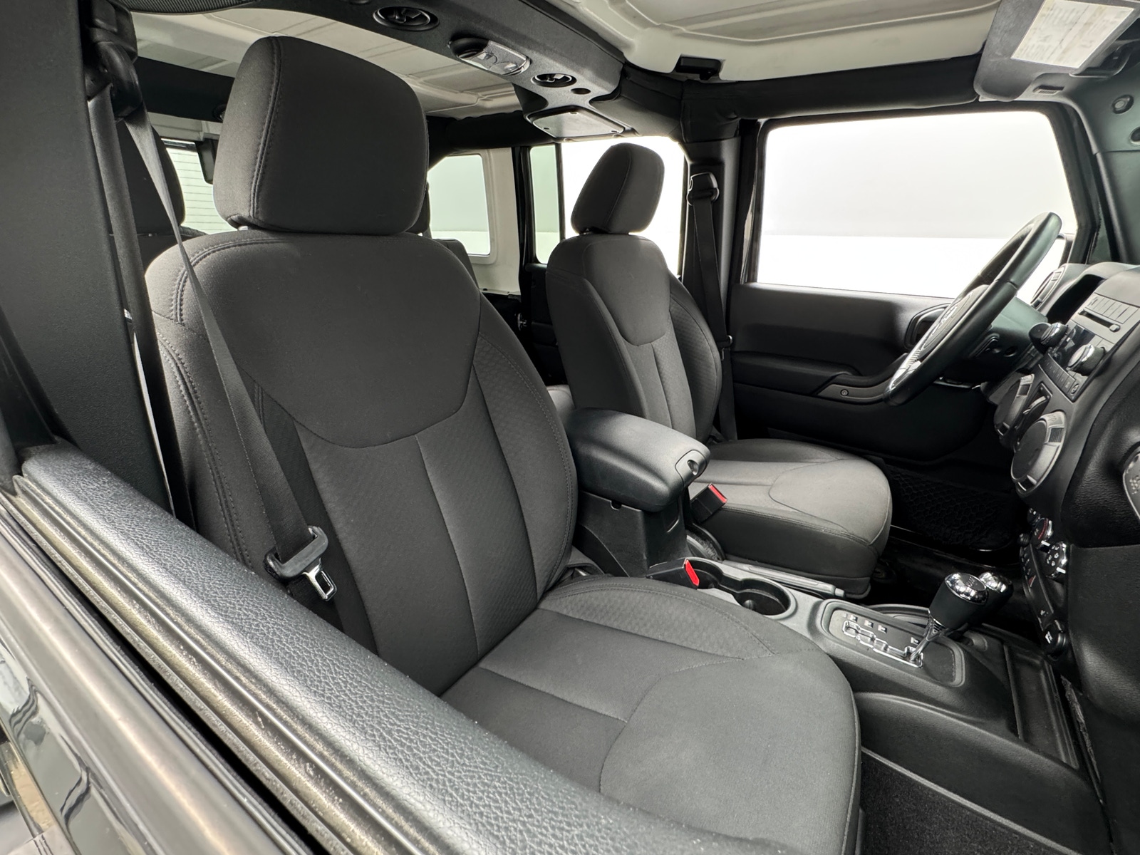 Thumbnail: 2017 Jeep Wrangler - 2