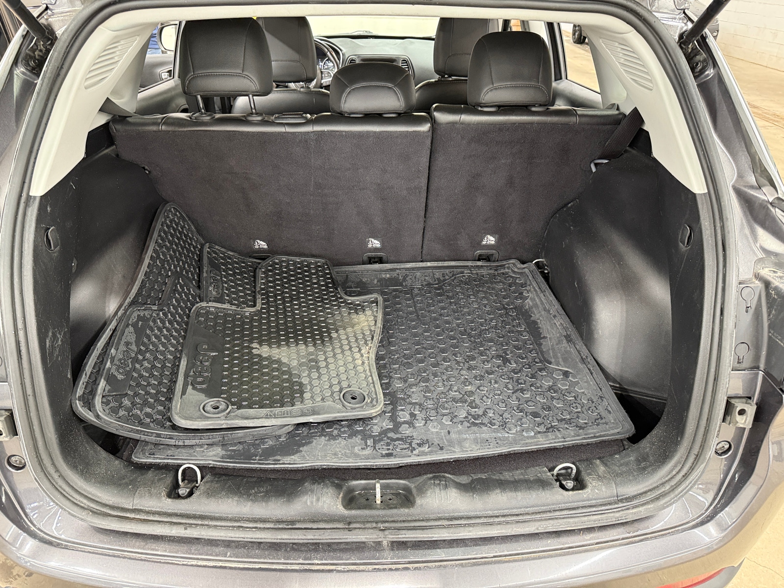 Thumbnail: 2020 Jeep Compass - 7