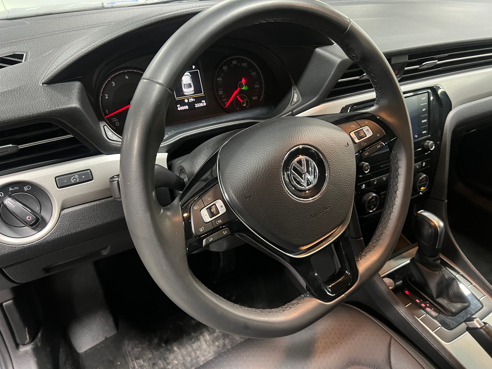 Thumbnail: 2021 Volkswagen Passat - 4