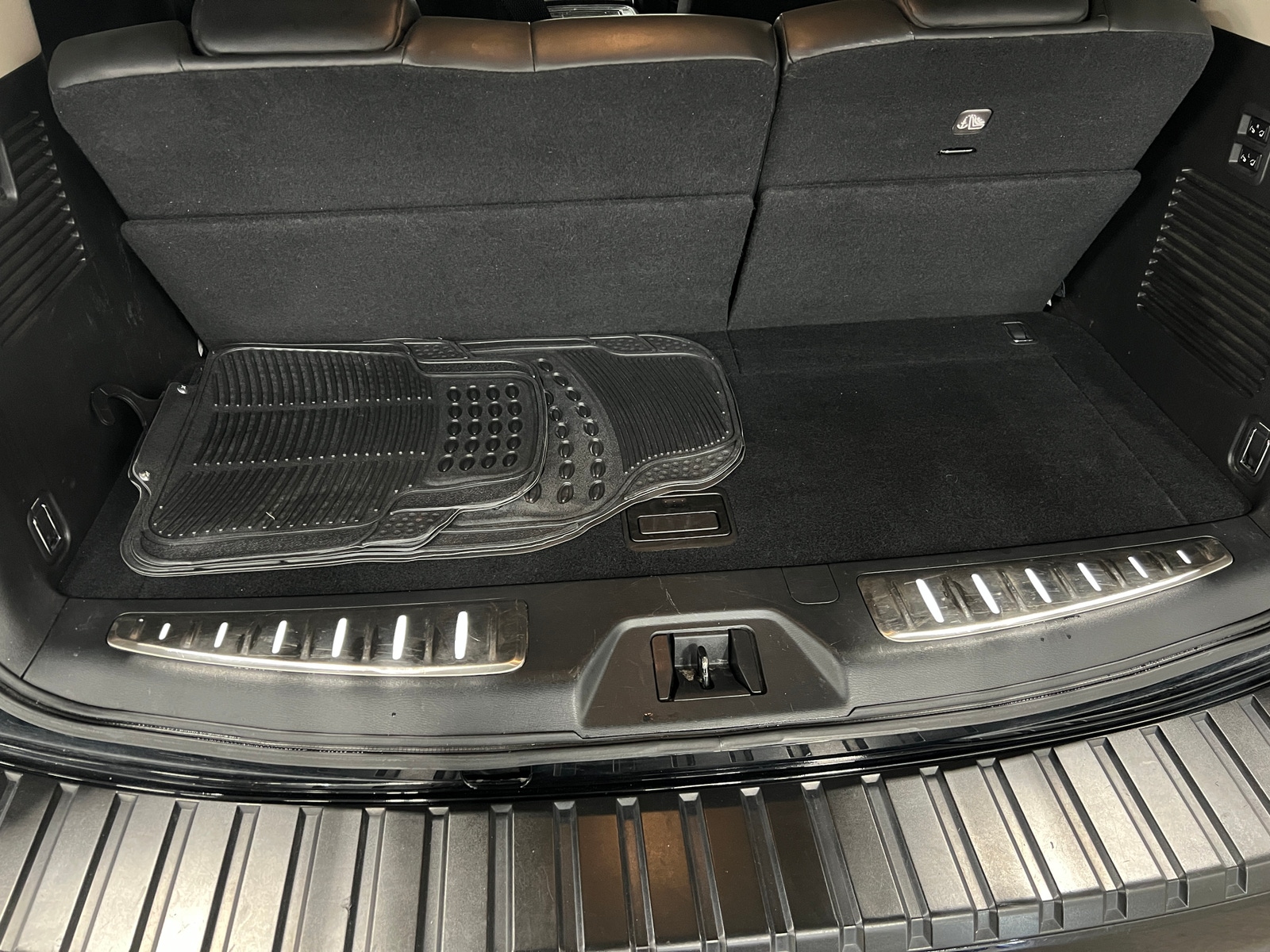 Thumbnail: 2021 Nissan Armada - 6