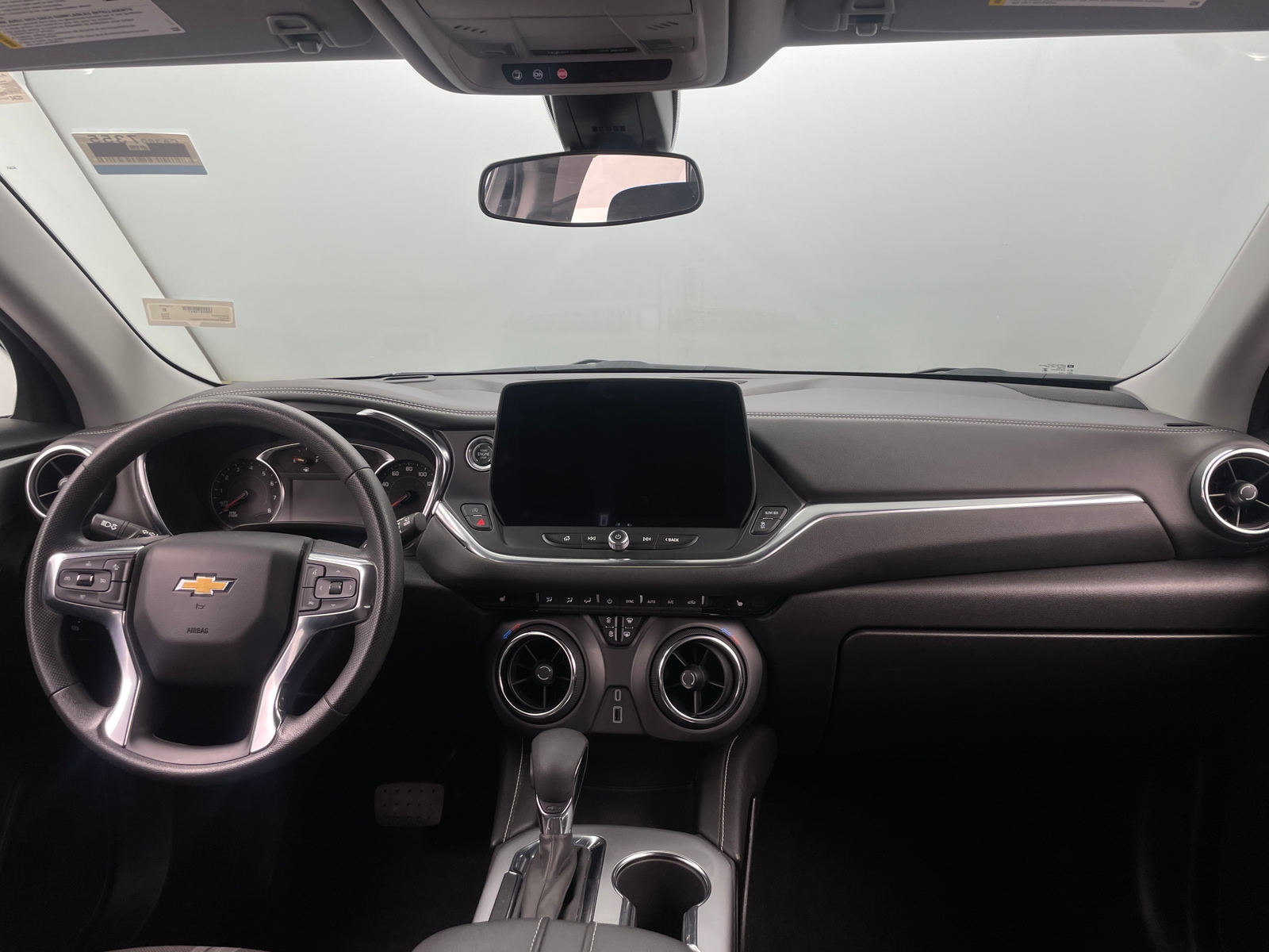 Thumbnail: 2025 Chevrolet Blazer - 3