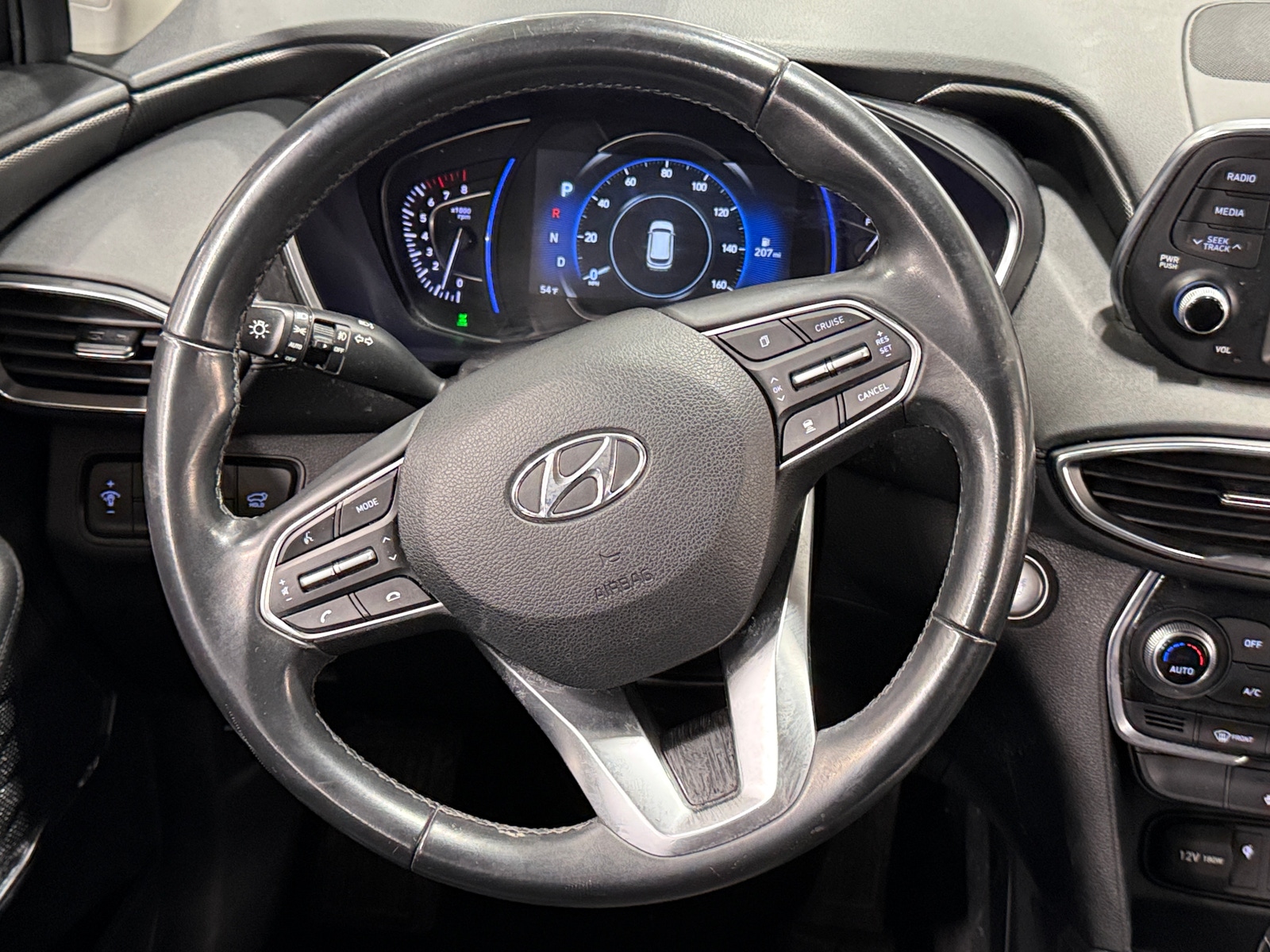 Thumbnail: 2020 Hyundai Santa Fe - 5