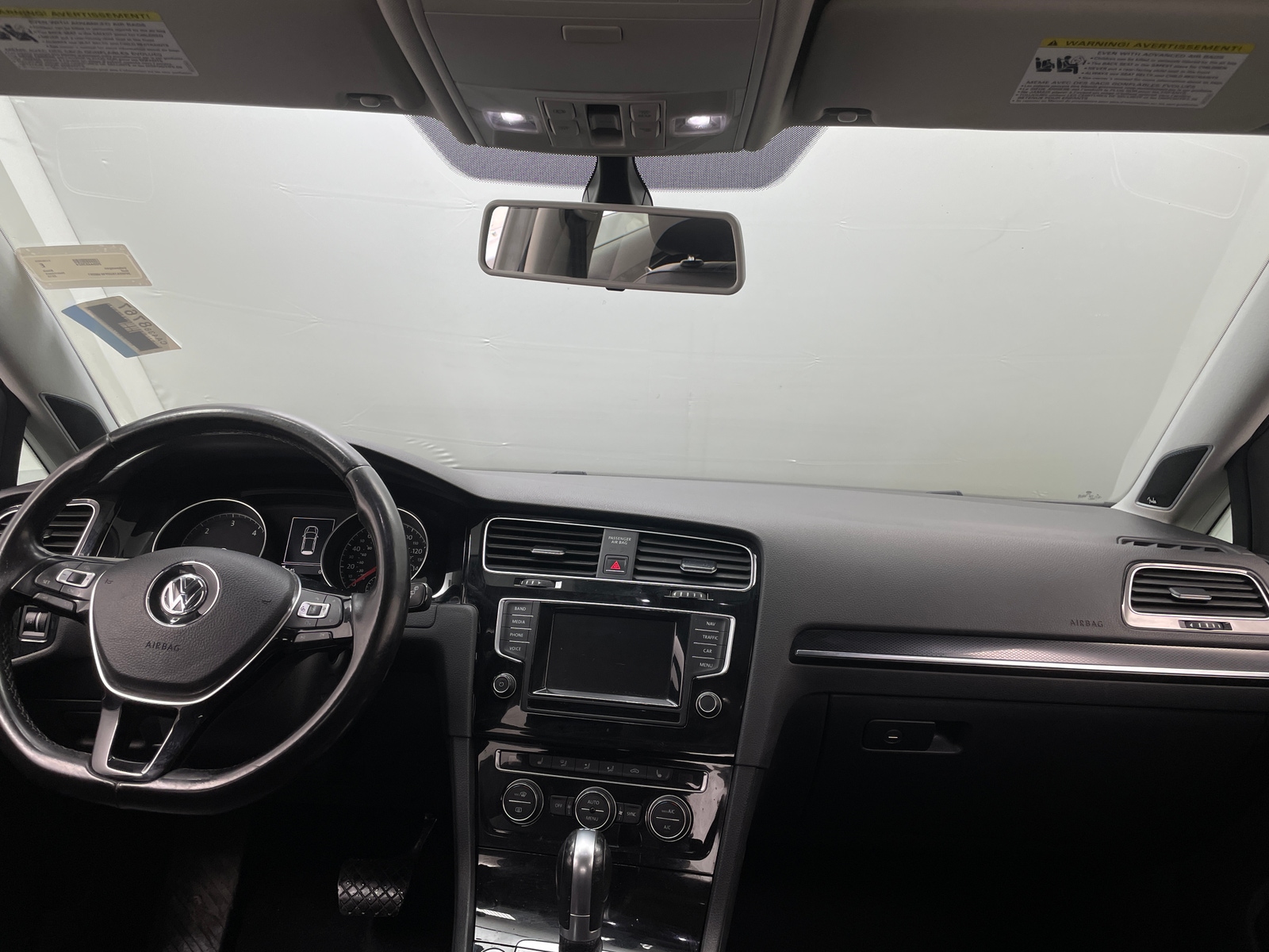 Thumbnail: 2015 Volkswagen Golf - 2