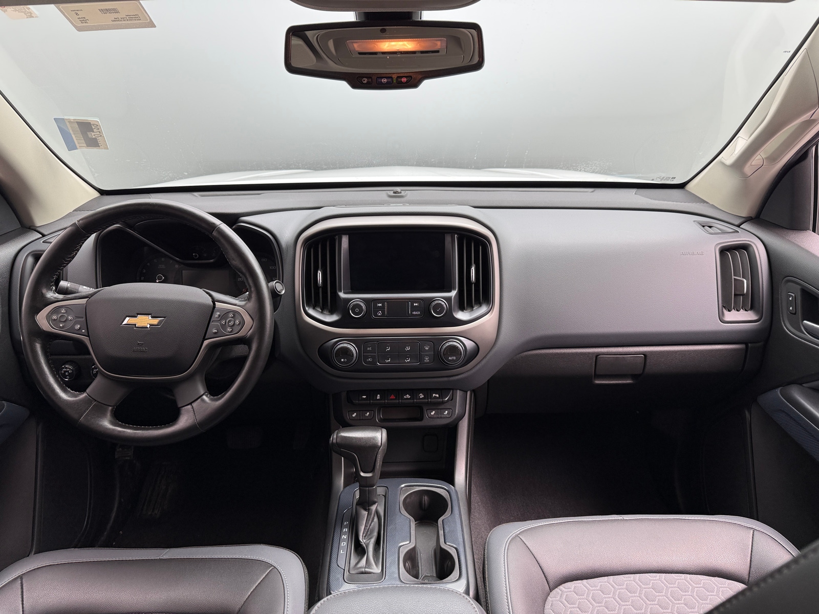 Thumbnail: 2019 Chevrolet Colorado - 3