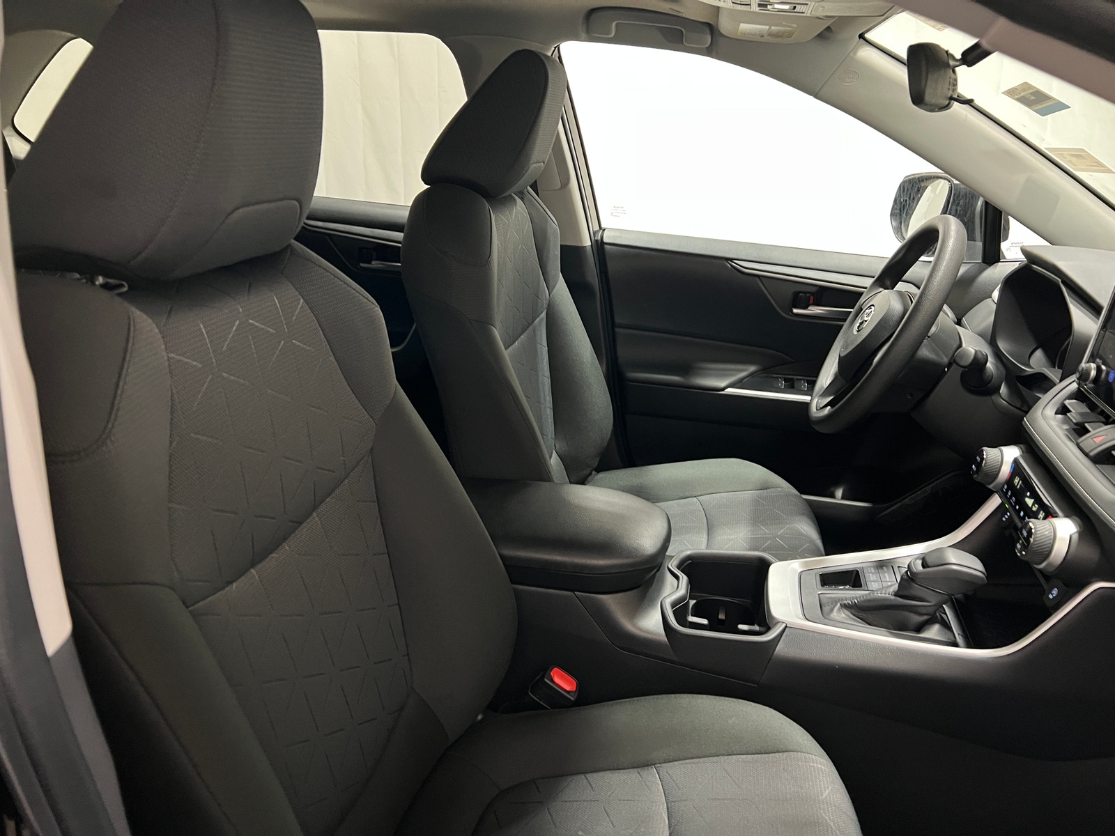 Thumbnail: 2025 Toyota RAV4 - 2