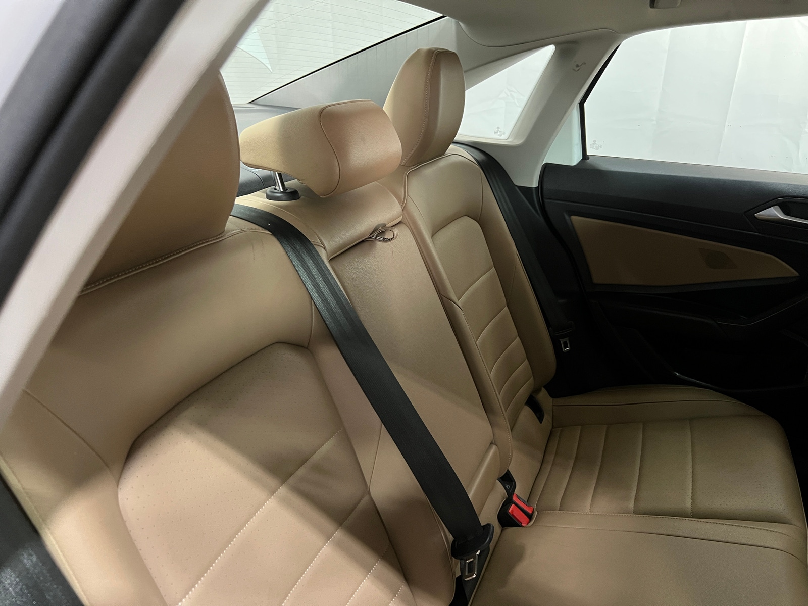 Thumbnail: 2021 Volkswagen Jetta - 5