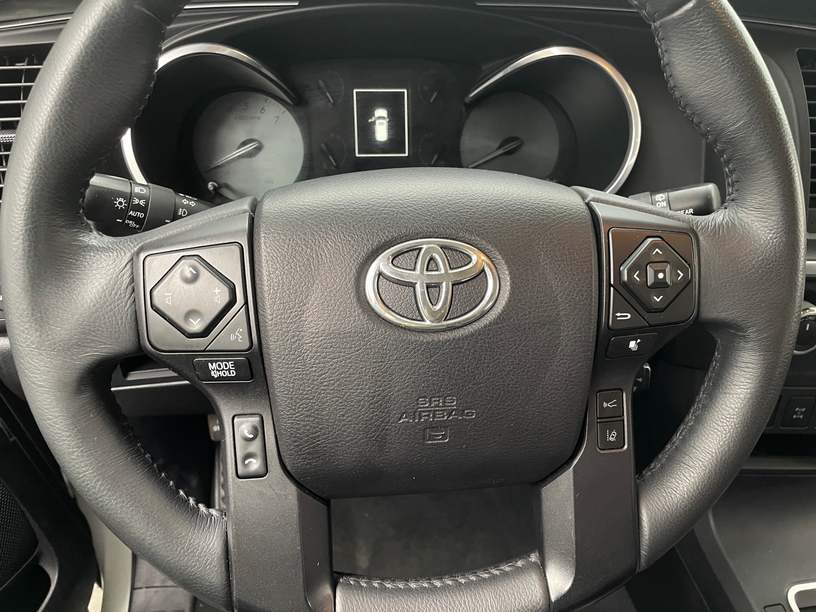 Thumbnail: 2022 Toyota Sequoia - 4