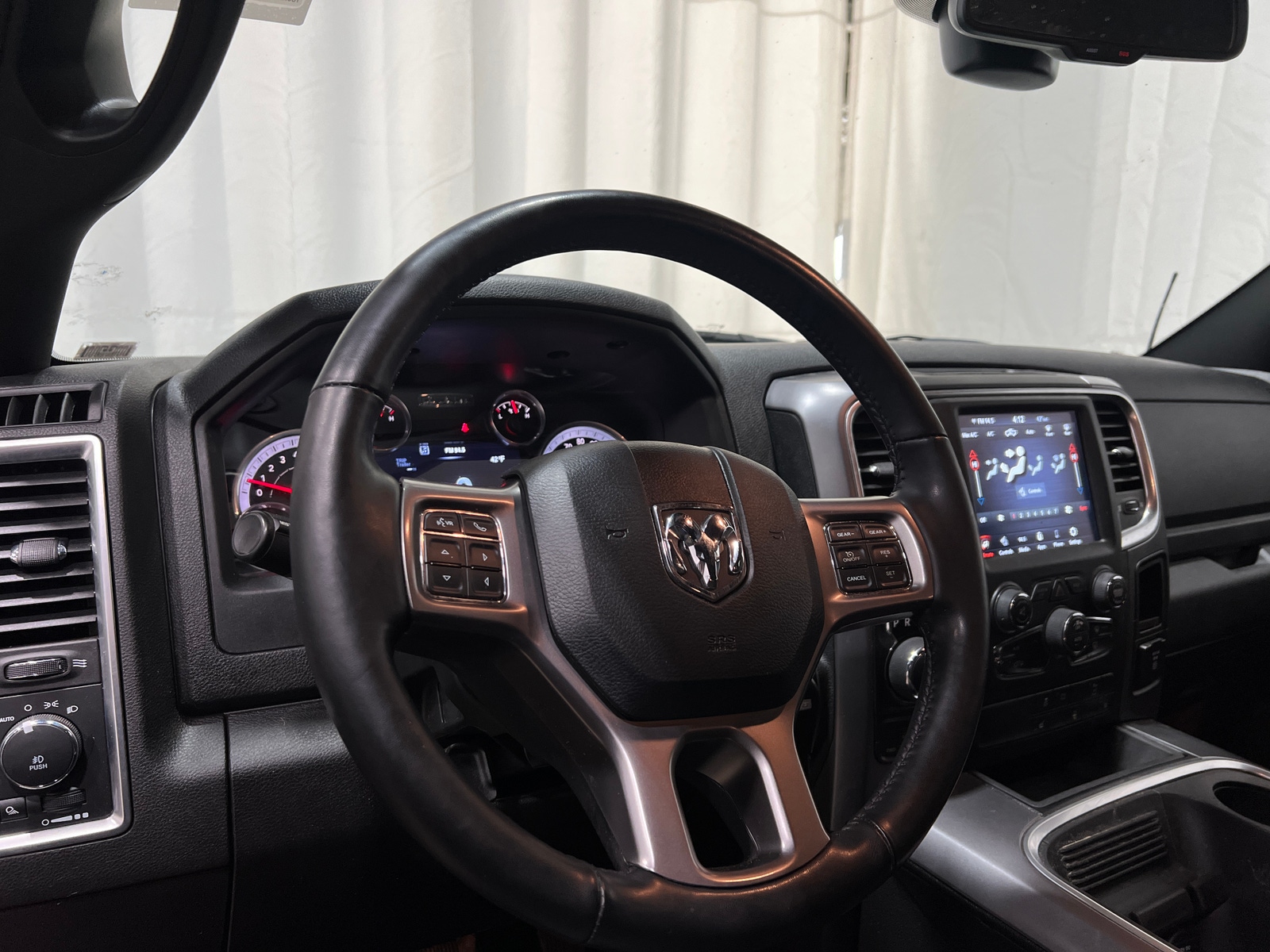 Thumbnail: 2021 RAM 1500 Classic - 5