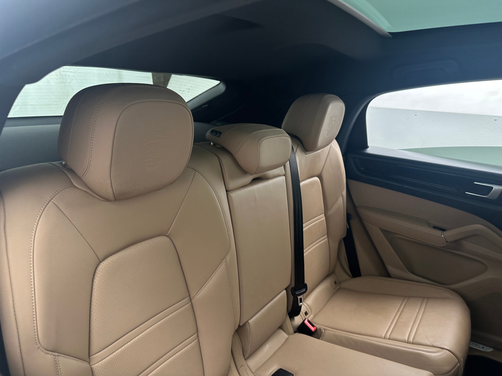 Thumbnail: 2022 Porsche  - 5