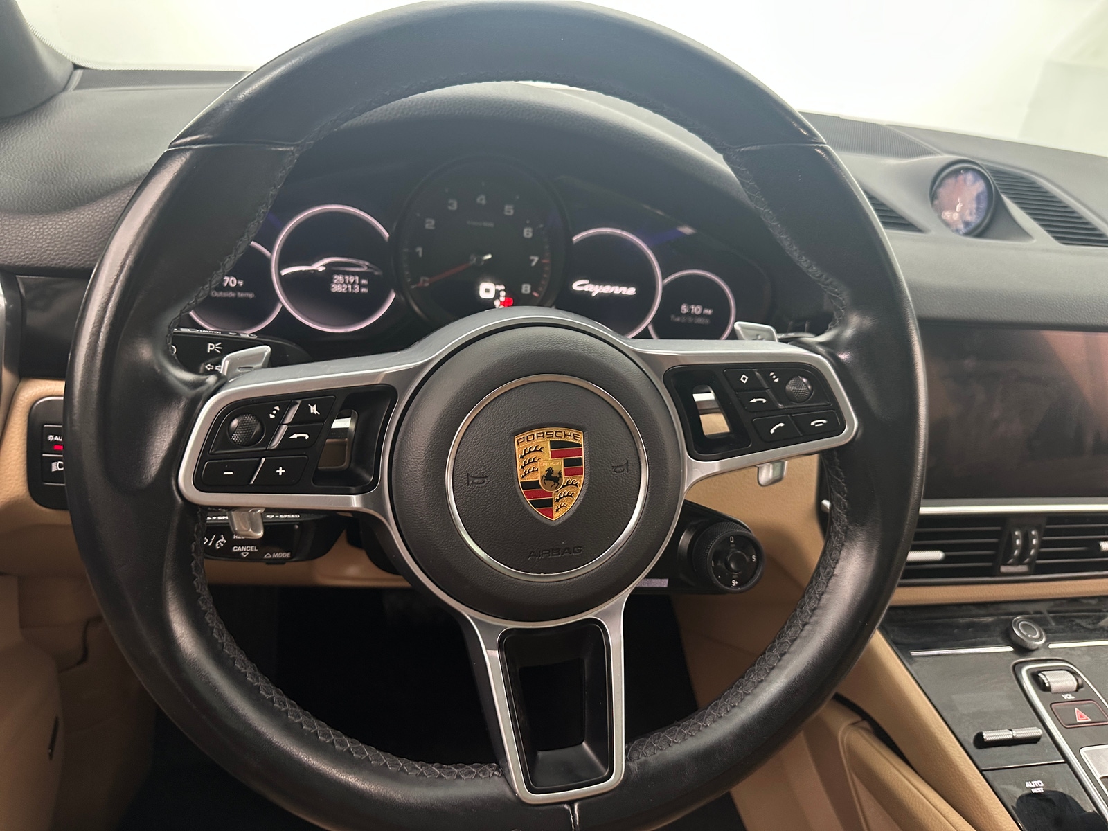 Thumbnail: 2022 Porsche  - 4