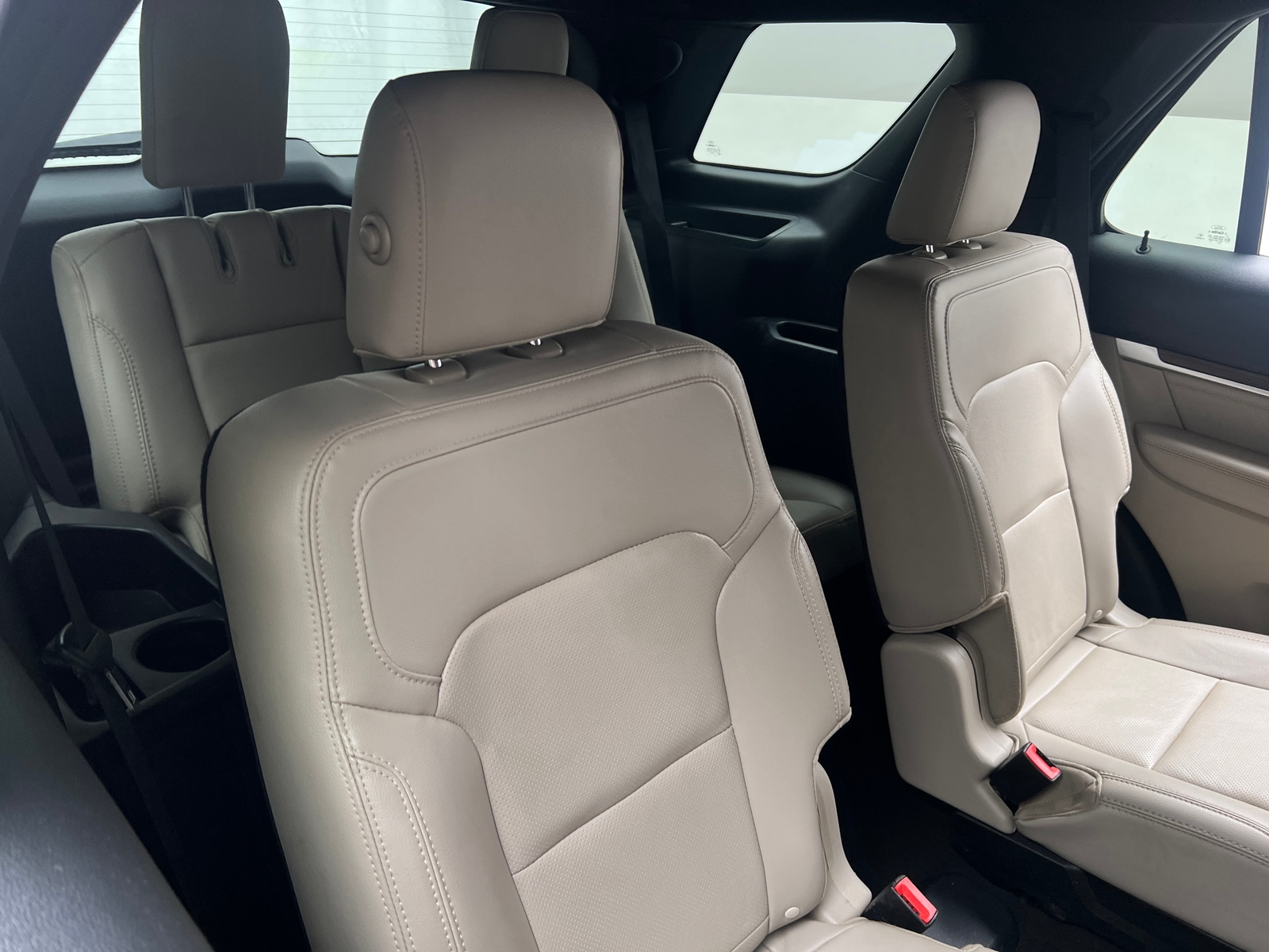 Thumbnail: 2019 Ford Explorer - 5