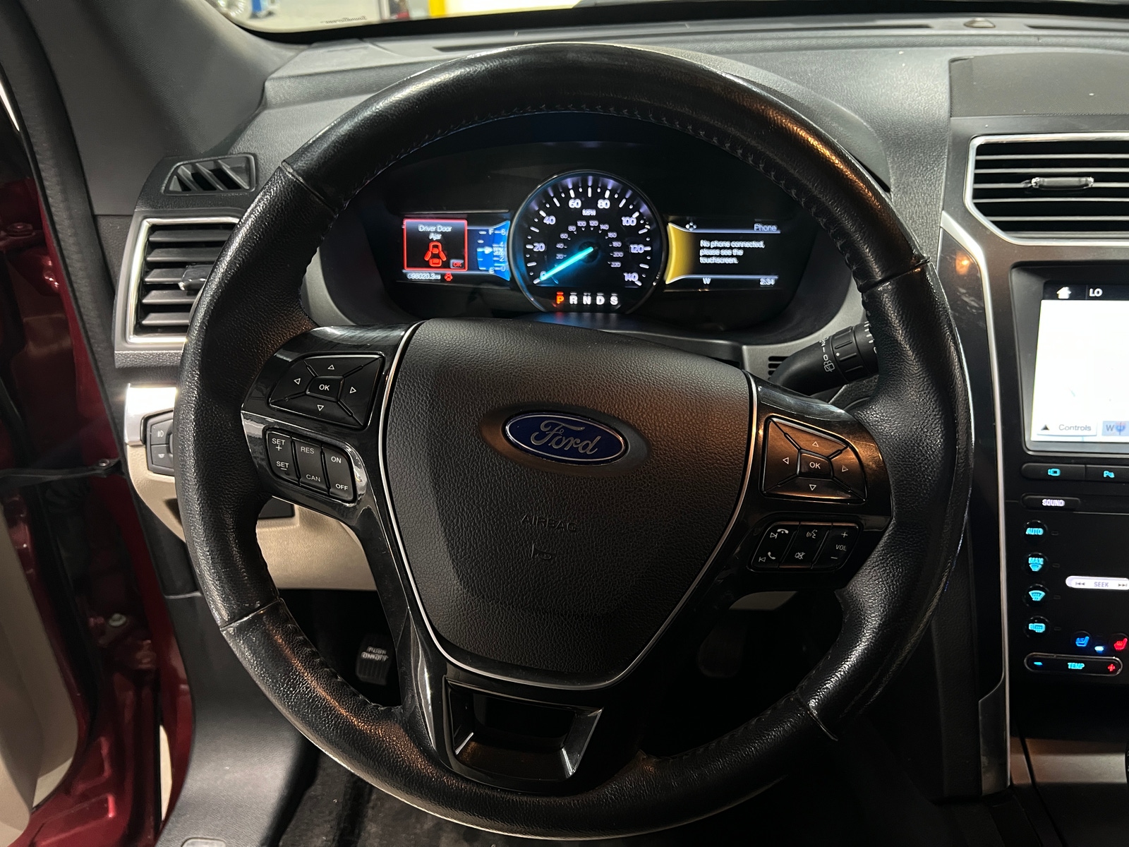 Thumbnail: 2019 Ford Explorer - 4