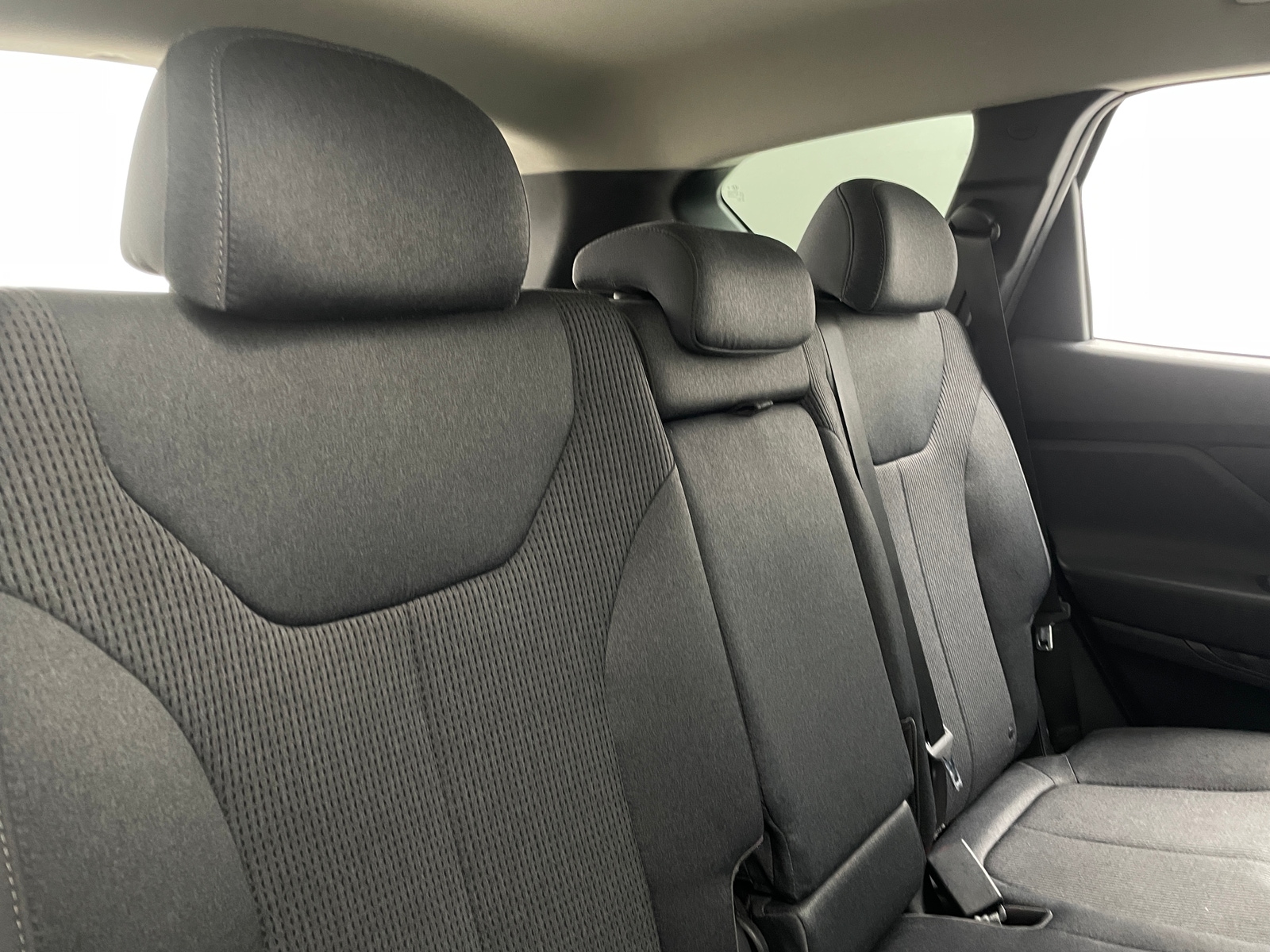 Thumbnail: 2020 Hyundai Santa Fe - 6