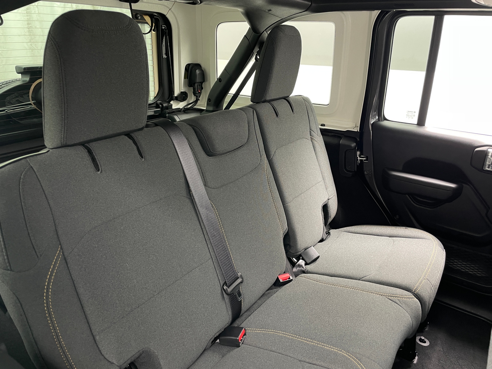 Thumbnail: 2025 Jeep Wrangler - 6