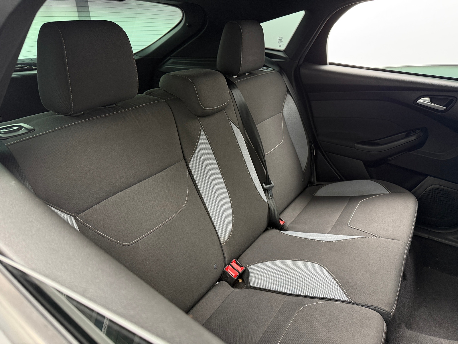 Thumbnail: 2018 Ford Focus - 6