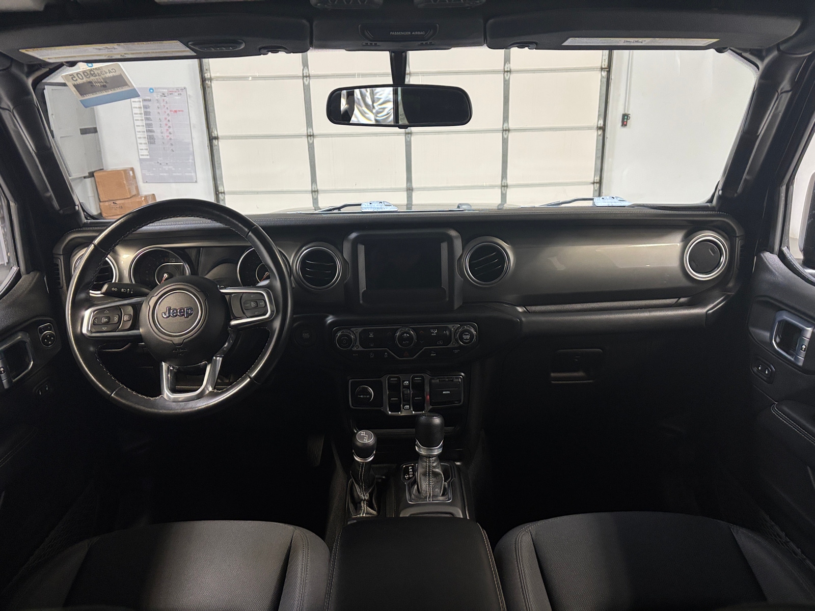 Thumbnail: 2021 Jeep Gladiator - 3