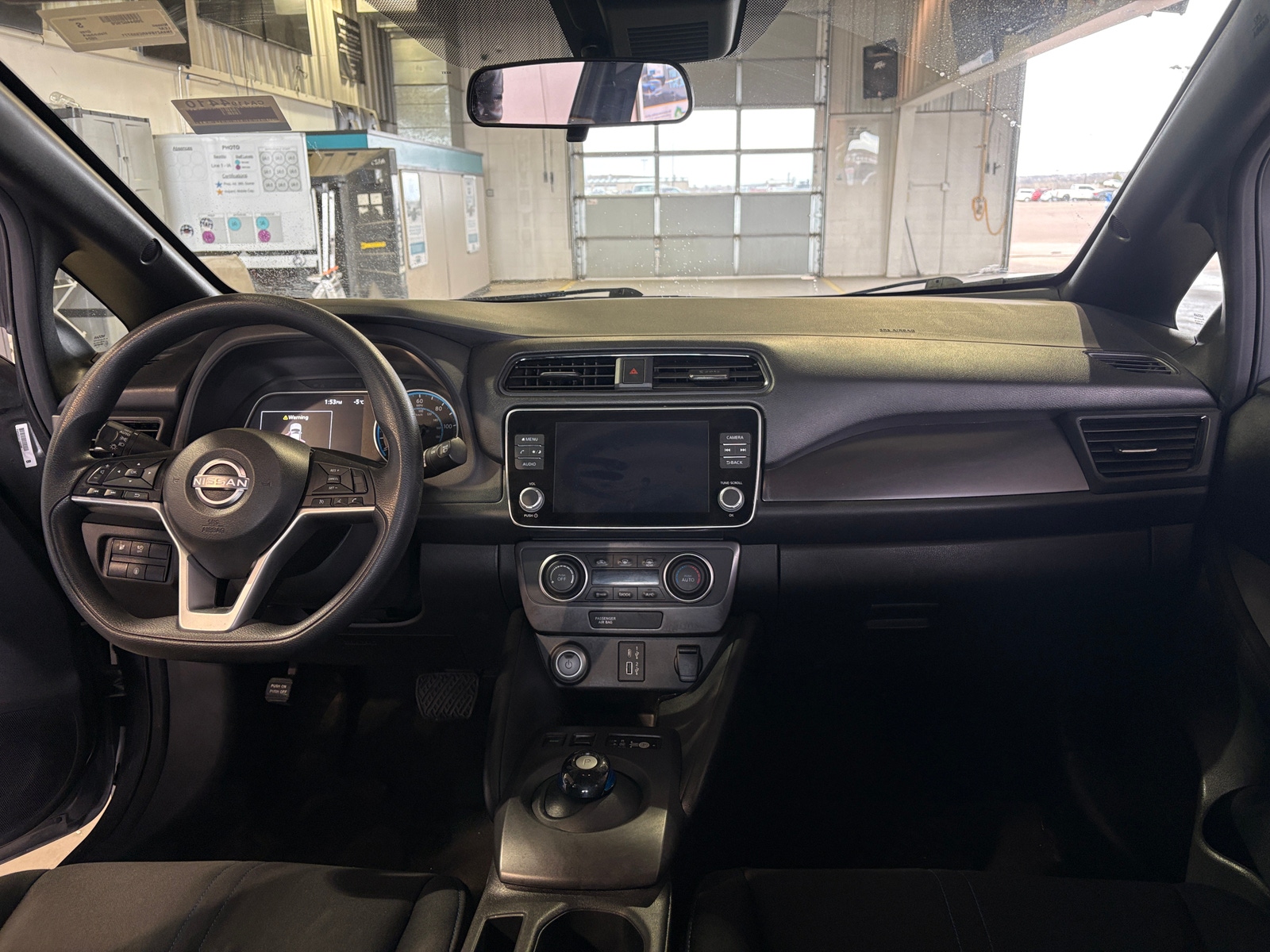 Thumbnail: 2024 Nissan Leaf - 3