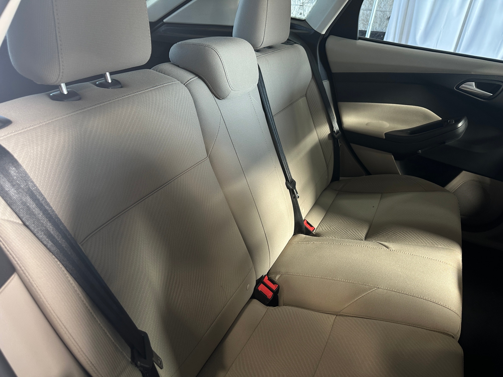 Thumbnail: 2017 Ford Focus - 6