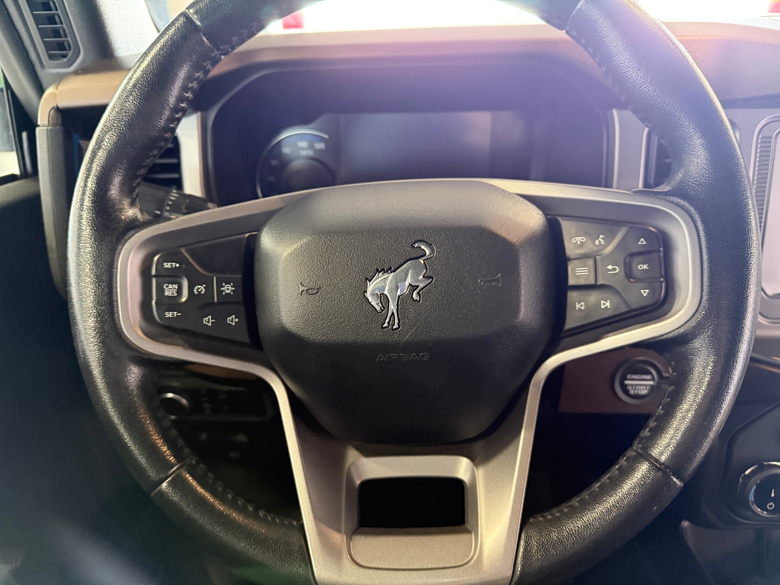 Thumbnail: 2022 Ford Bronco - 5