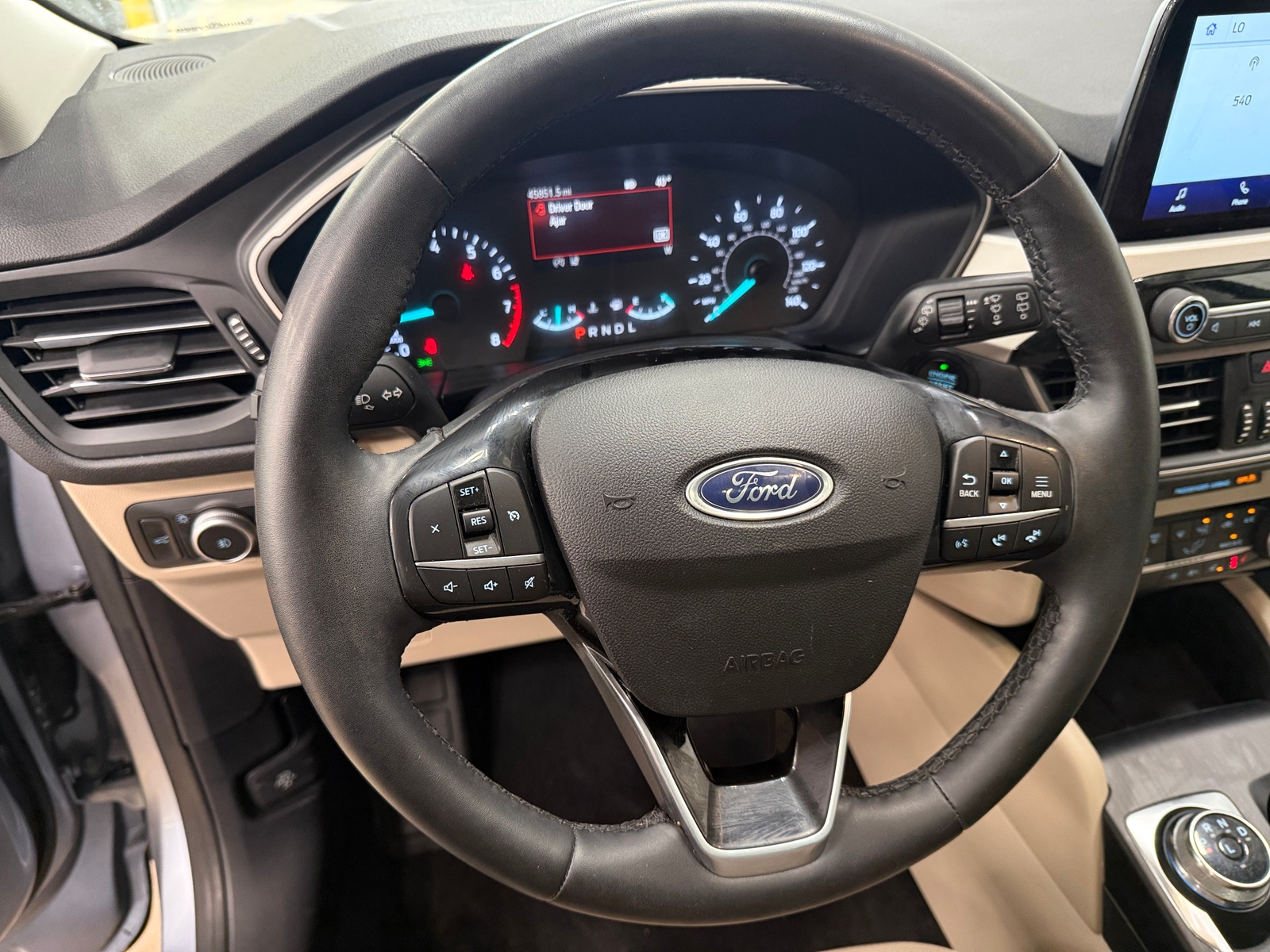 Thumbnail: 2022 Ford Escape - 4