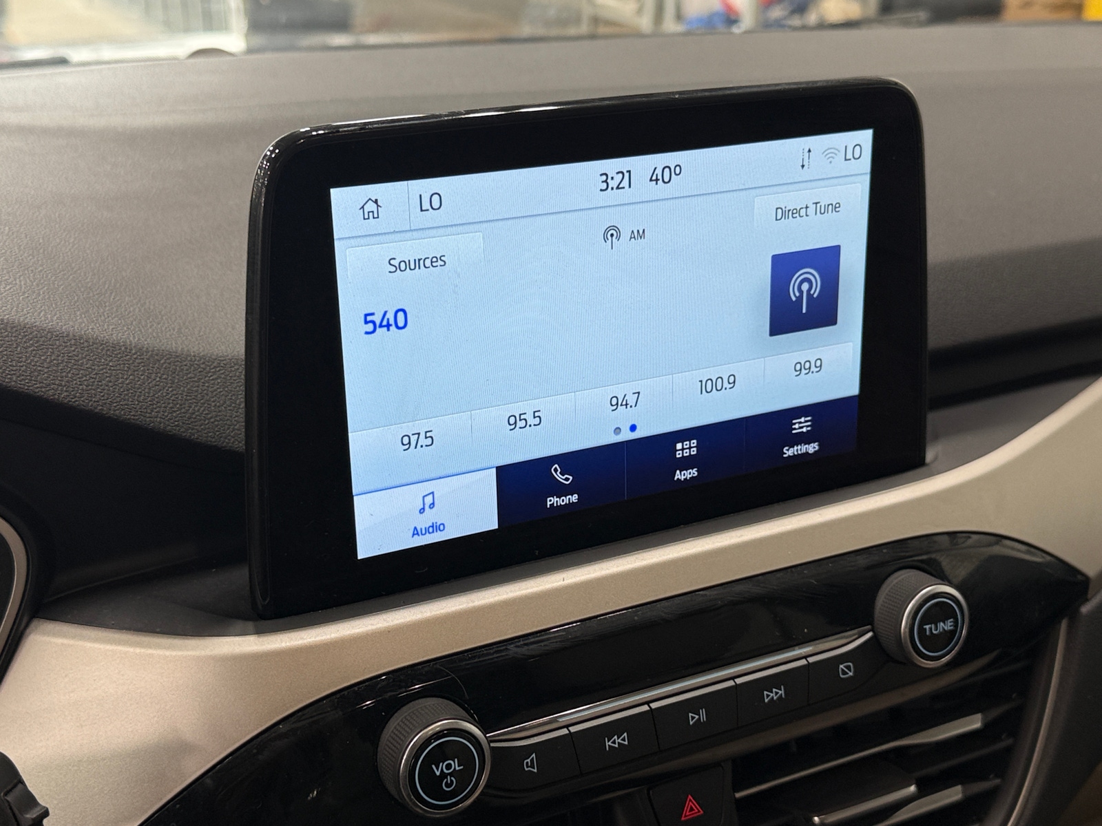 Thumbnail: 2022 Ford Escape - 3