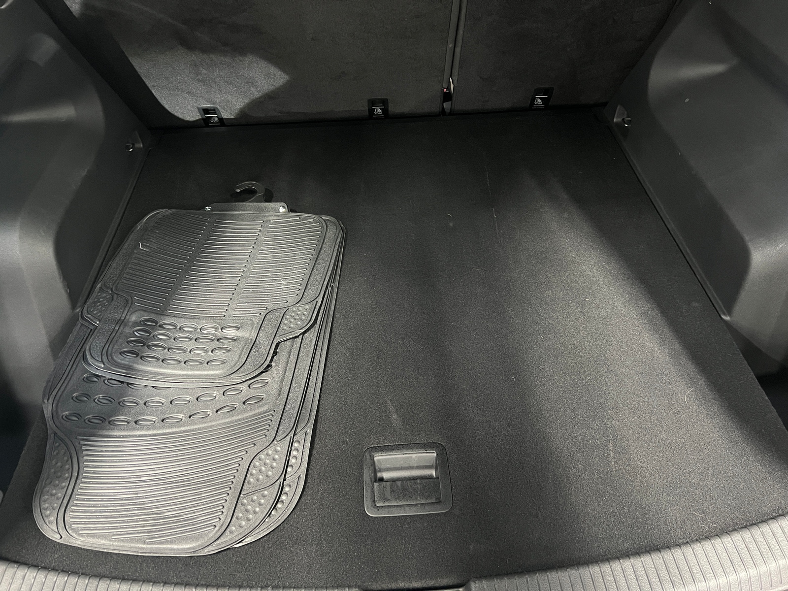 Thumbnail: 2025 Volkswagen Atlas - 6