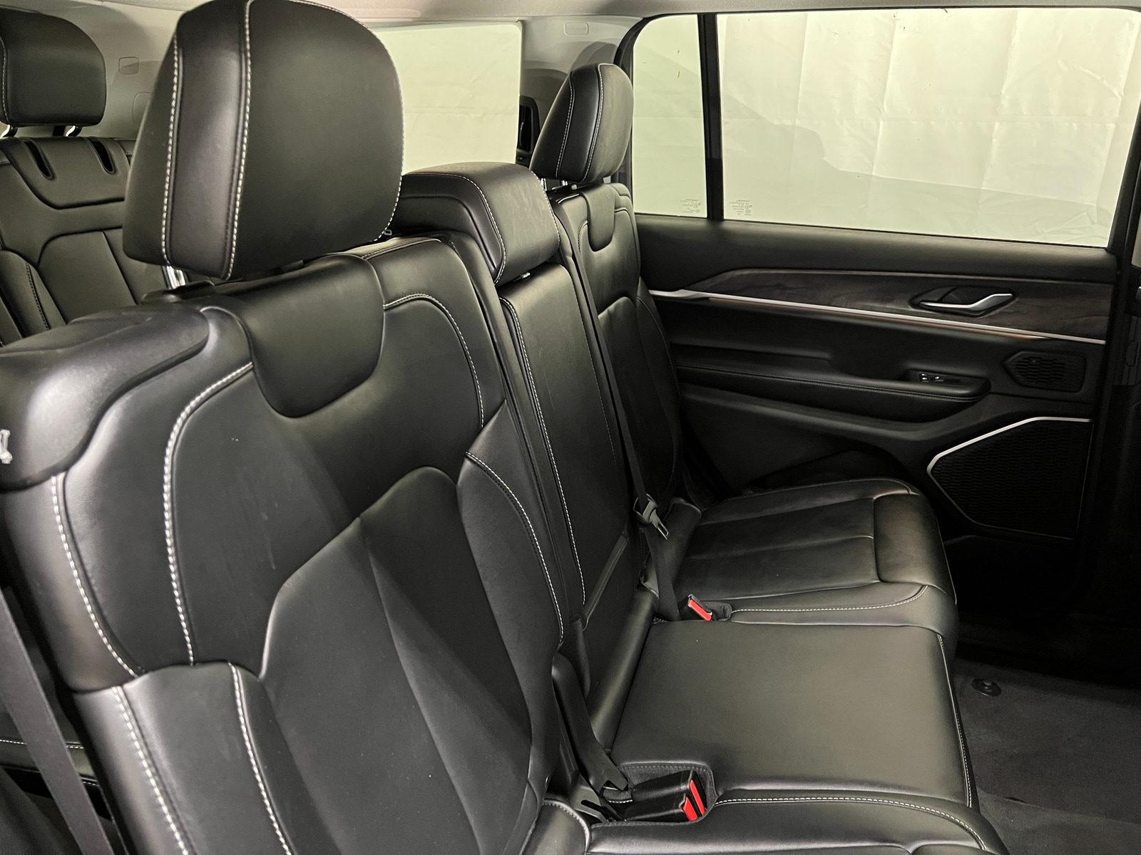 Thumbnail: 2022 Jeep Grand Cherokee L - 5