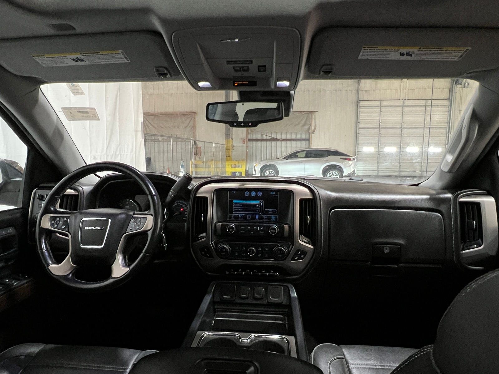 Thumbnail: 2018 GMC Sierra 1500 - 2