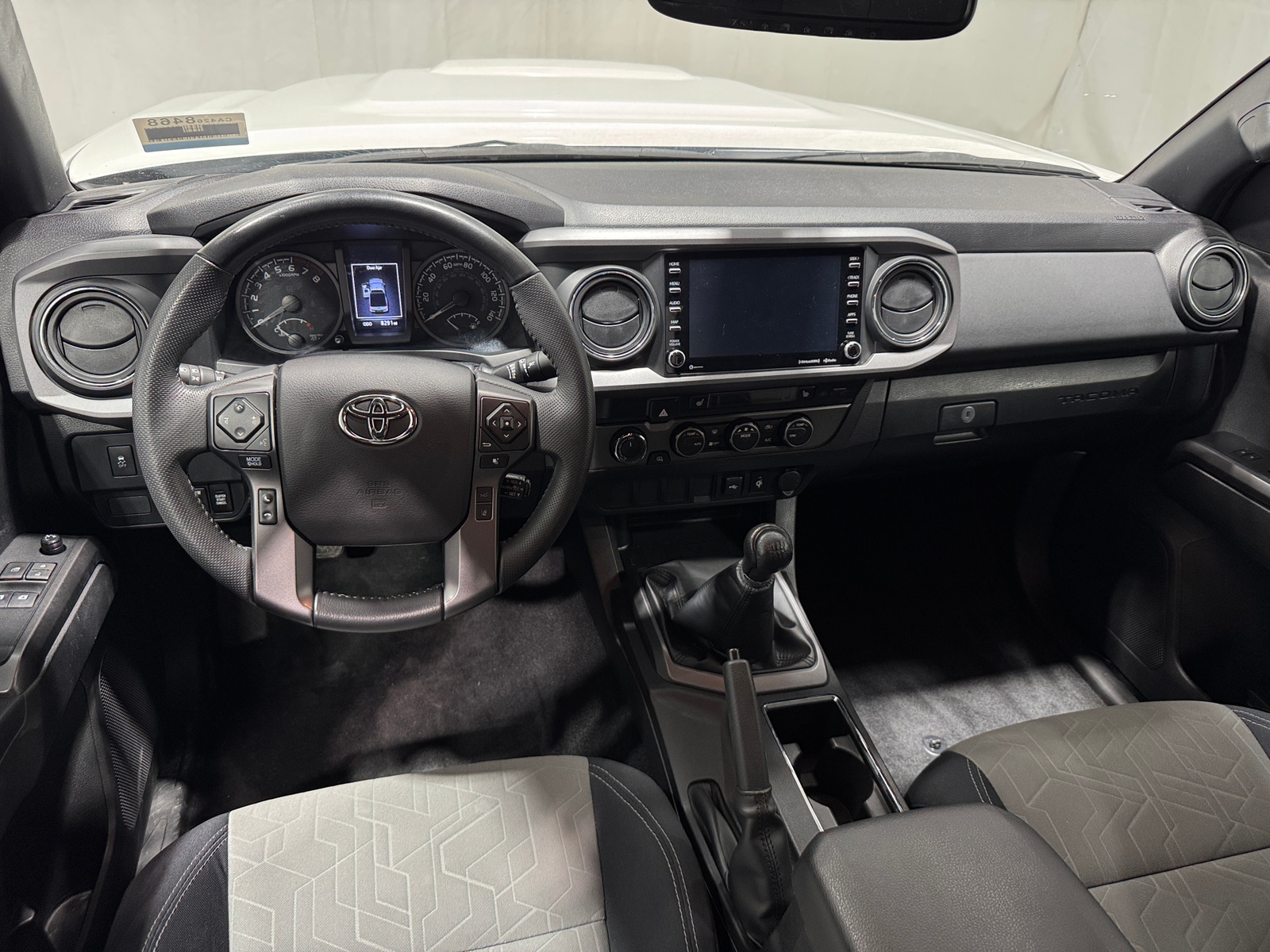 Thumbnail: 2022 Toyota Tacoma - 3